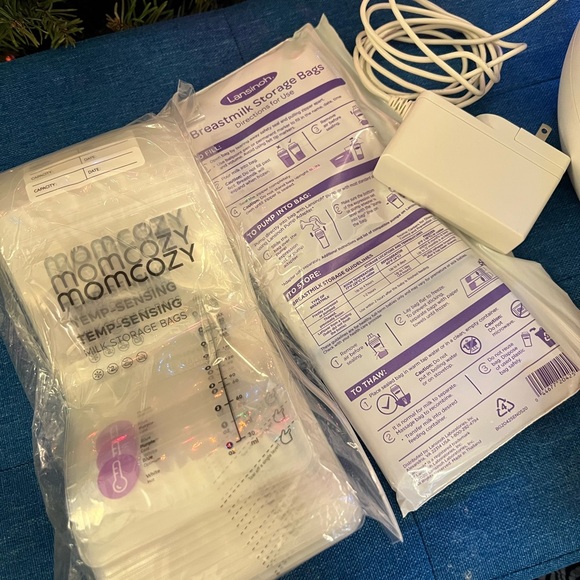 Spectra Baby Blue and White Breast Pump - Picture 4 of 5